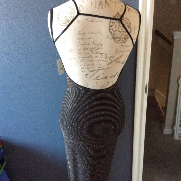 Women's Beautiful Open Back Stretched Dress Size M - Picture 5 of 6